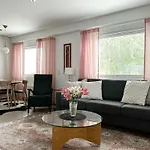 Appartement Peaceful In *